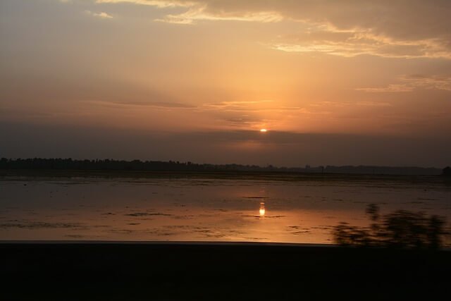Dal Lake, BeautifulPlacesIndia.com